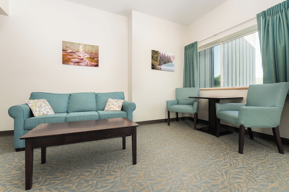 Sun Ski Inn And Suites 34/50