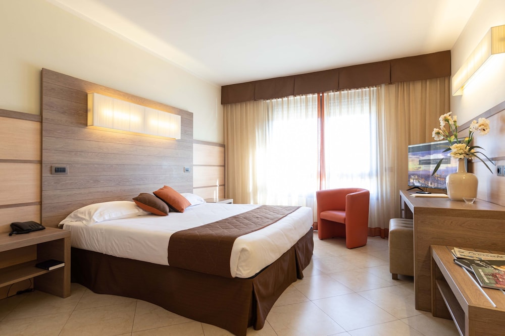 NilHotel 12/50