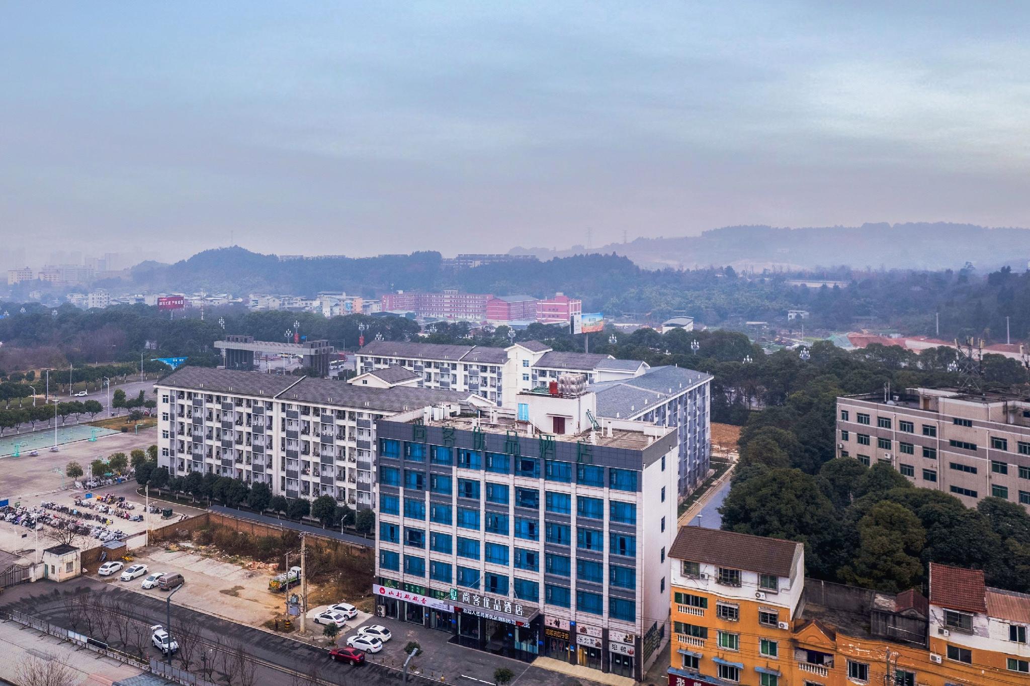 Shangke Youpin Hotel (Mianyang Teachers' College) 8/30