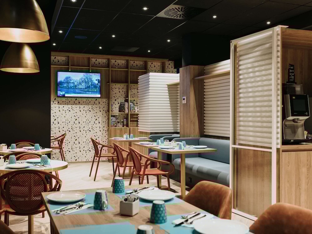 Novotel Angers Centre Gare 57/75