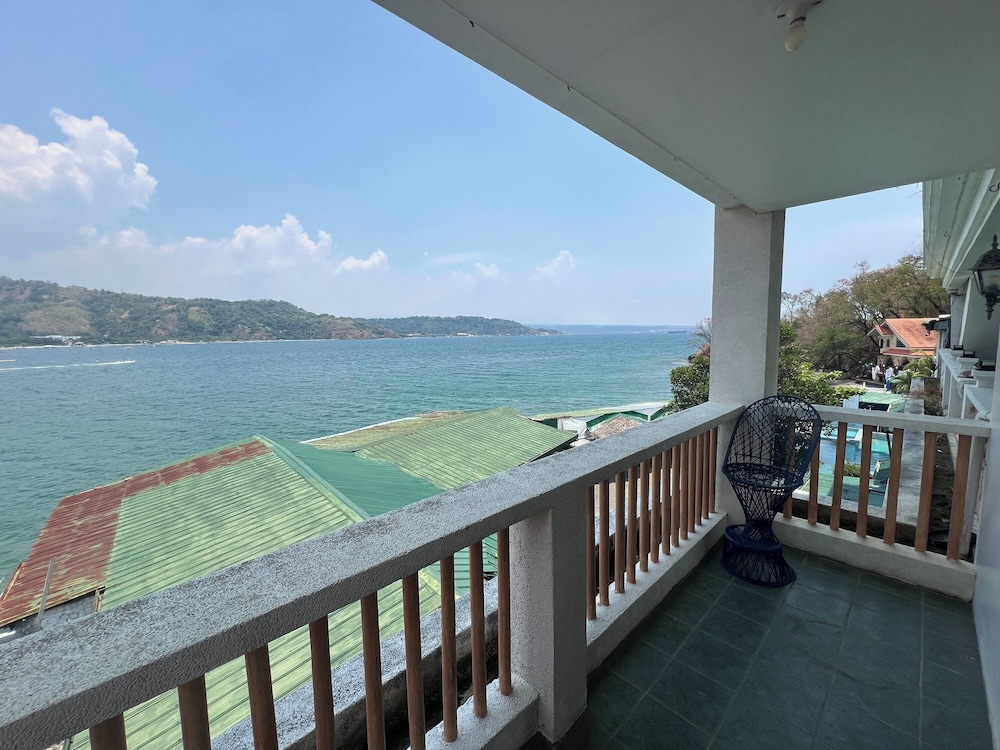 Subiza Beach Resort 34/48