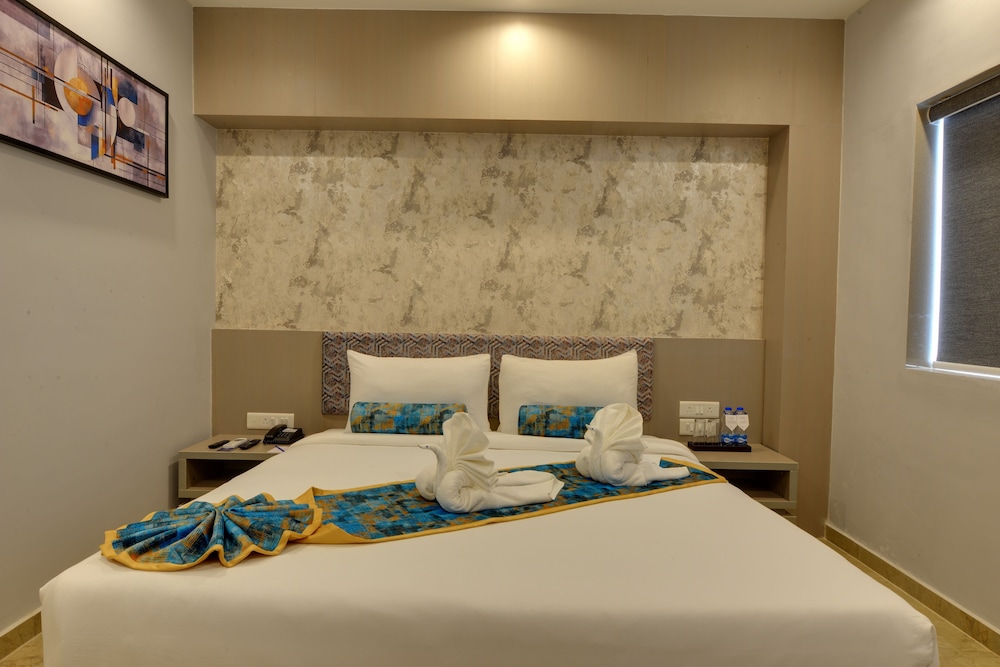 Iris Beacon Hotel, Rajkot 21/32