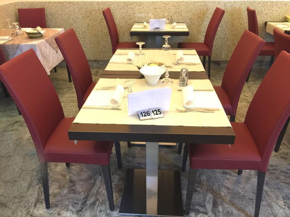 Hotel Ragno D'oro 33/49