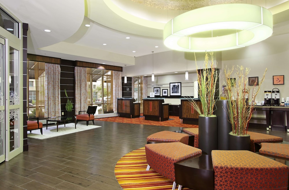 Hampton Inn Suites Columbus Downtown 45/59