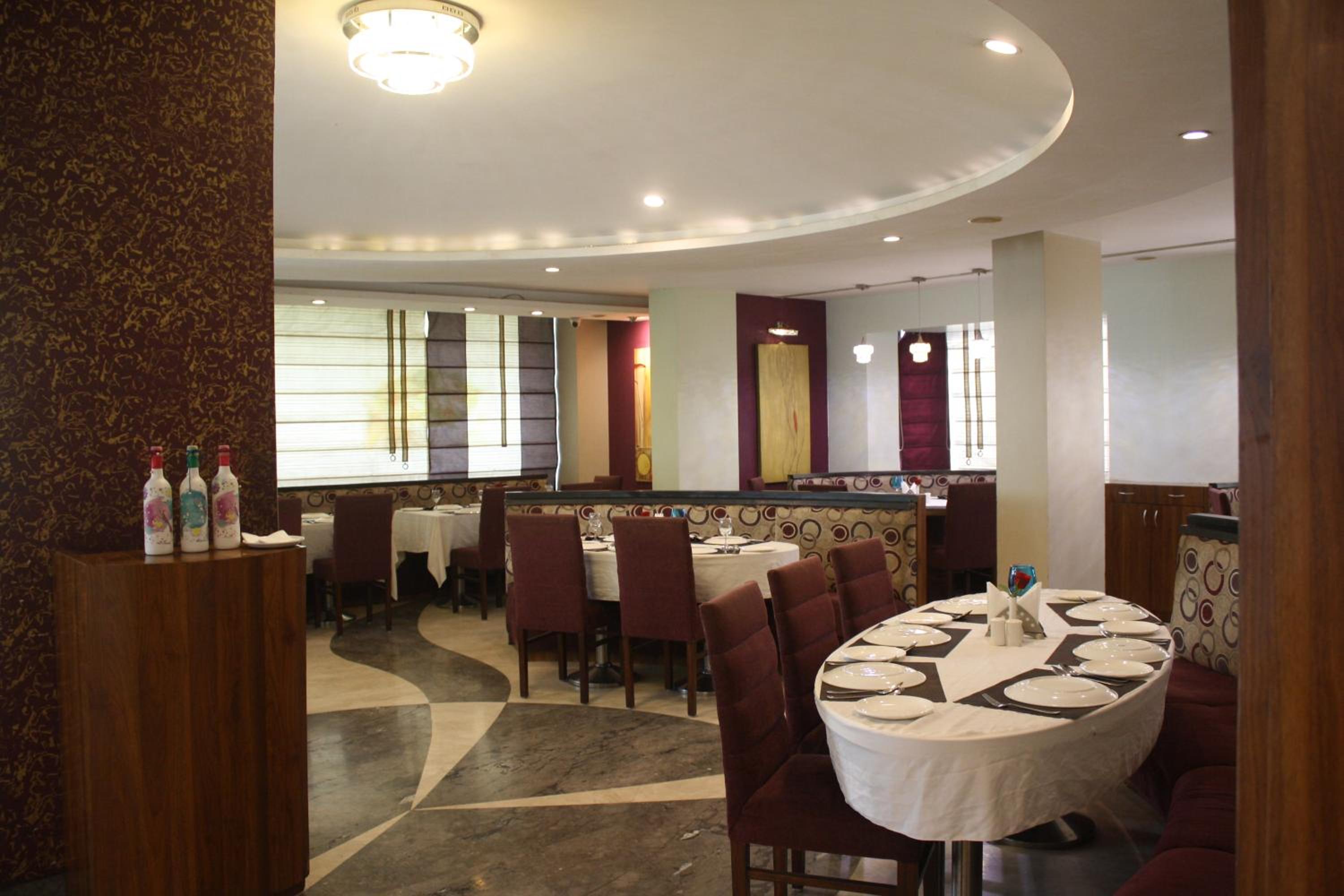 restaurant cafeteria