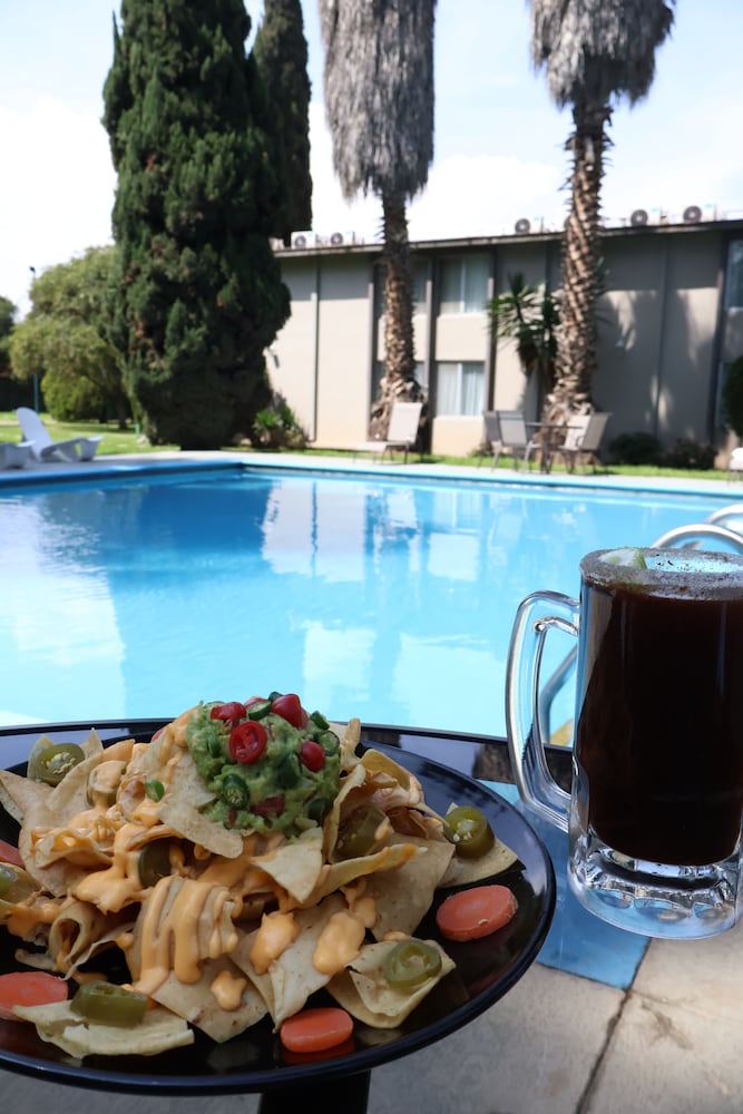 Hotel La Joya 47/62
