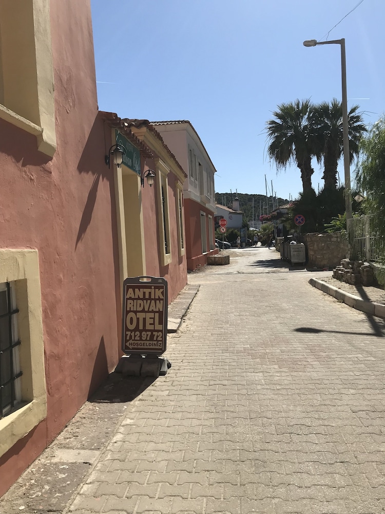 Antik Ridvan Hotel 25/33