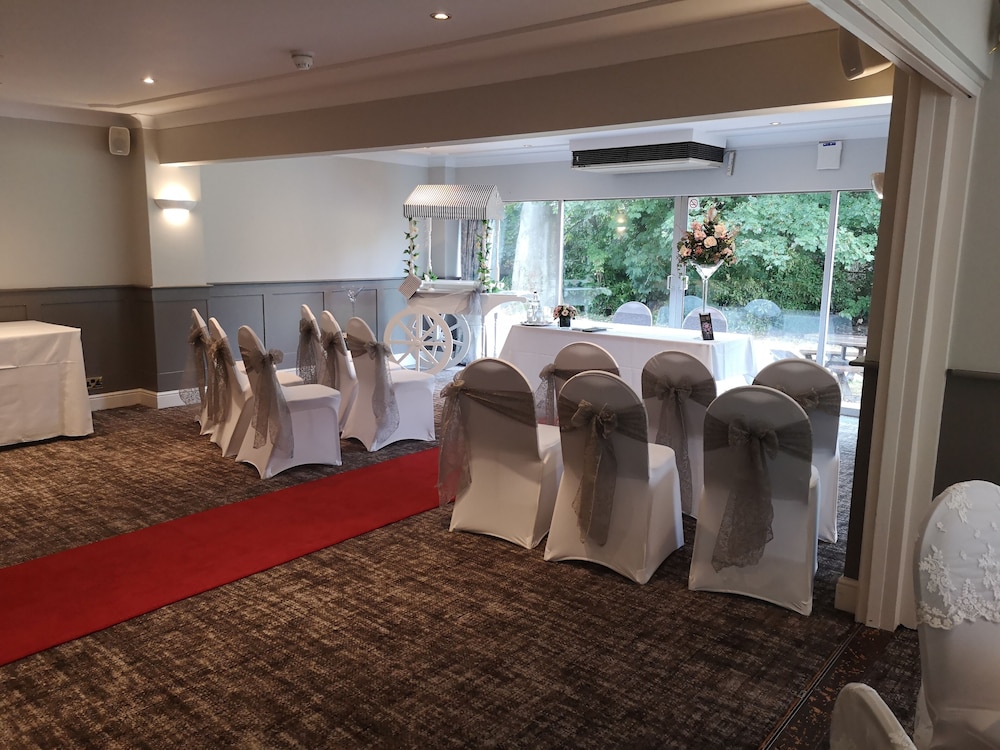 The Conningbrook Hotel 42/50
