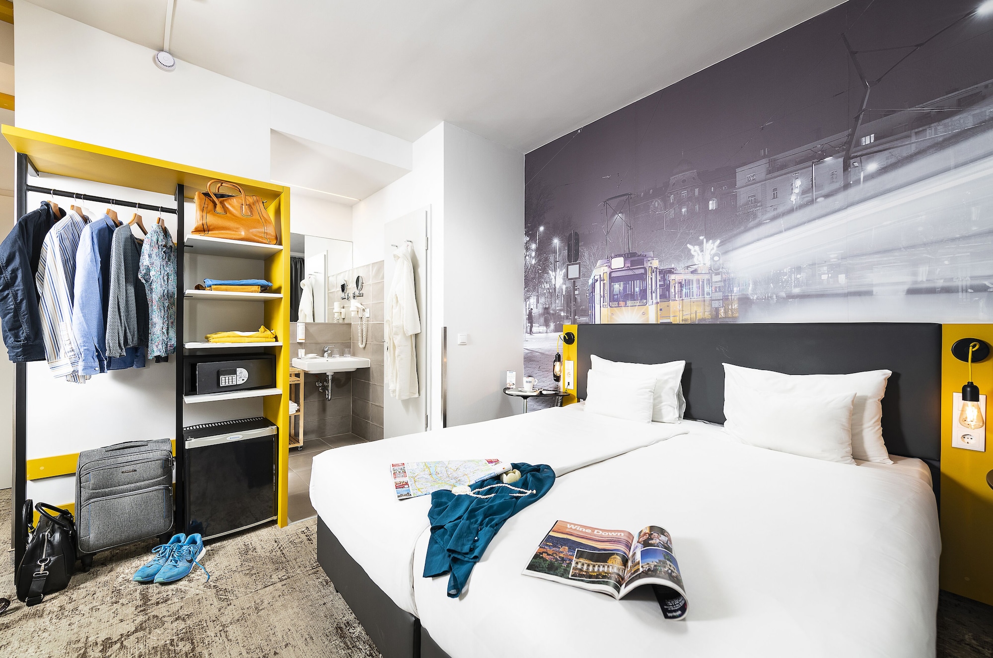 PREMIUM, DOUBLE OR TWIN BED