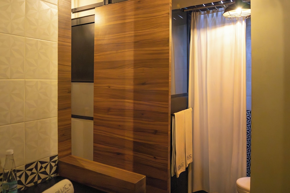 Cadillac Hotel Boutique 写真4