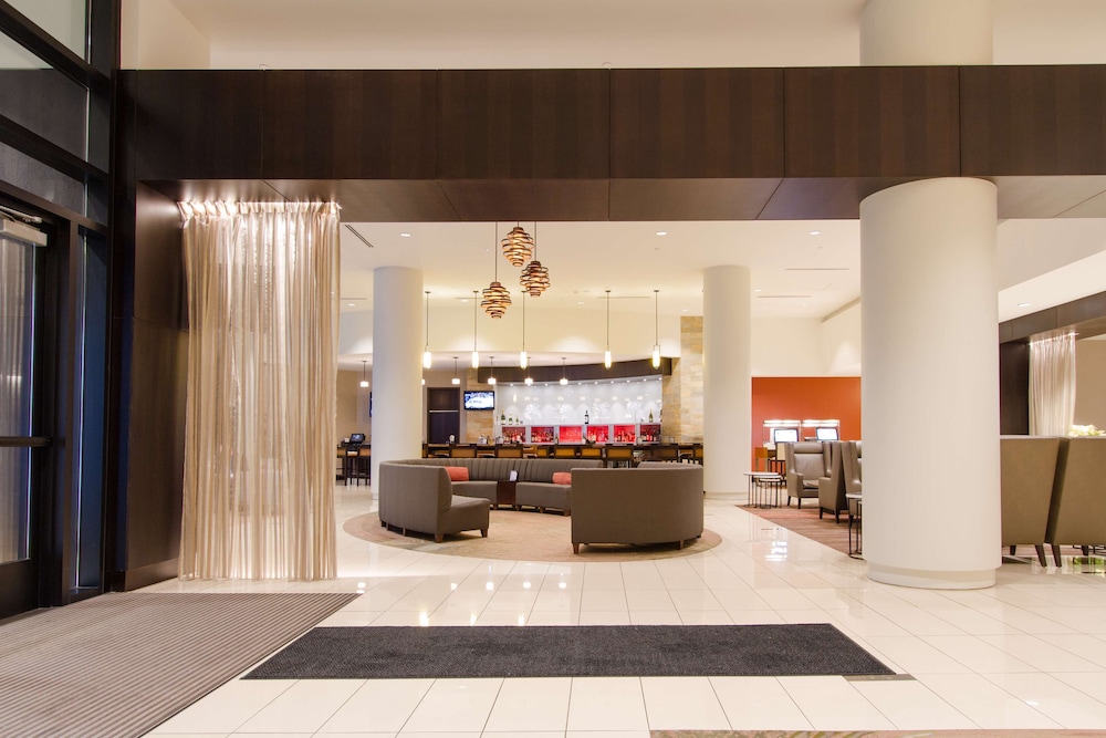 Hilton Albany 6/80