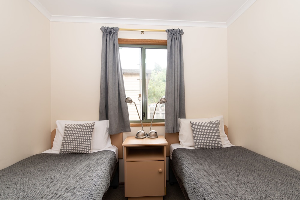 Adelaide Caravan Park 44/67