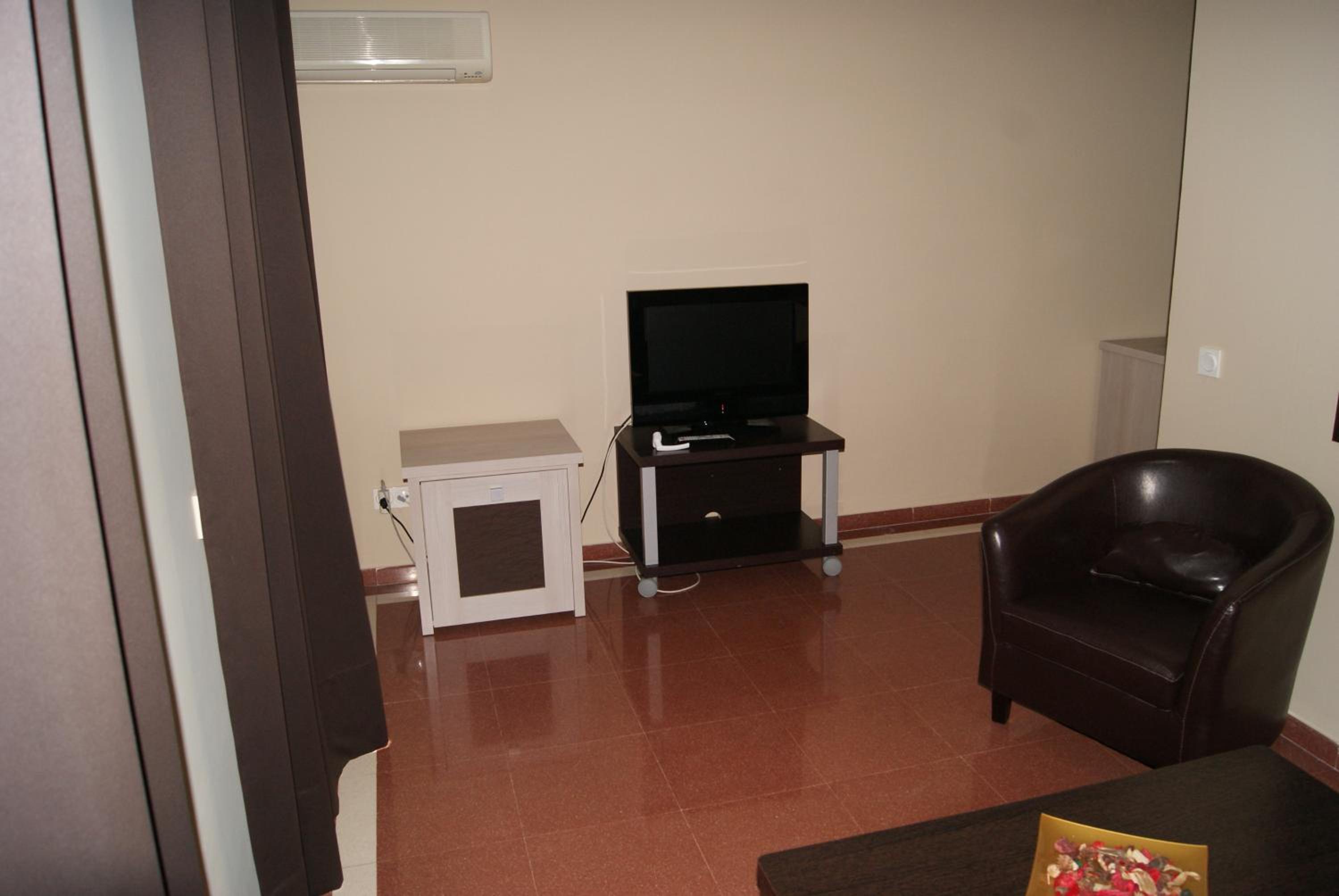 Hotel Dona Luisa 39/50