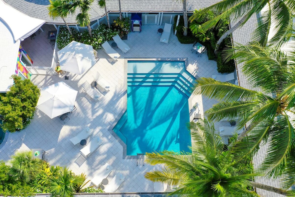 Orchid Key Inn 64/67