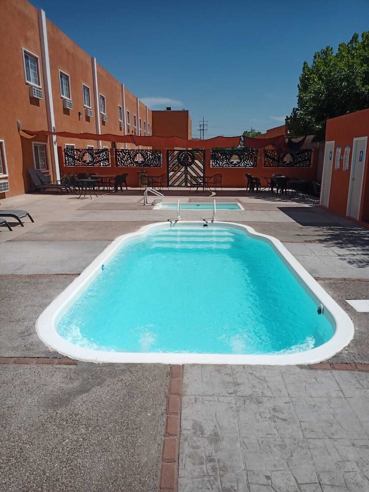 Los Cedros Hotel Inn Nuevo Casas Grandes 20/50