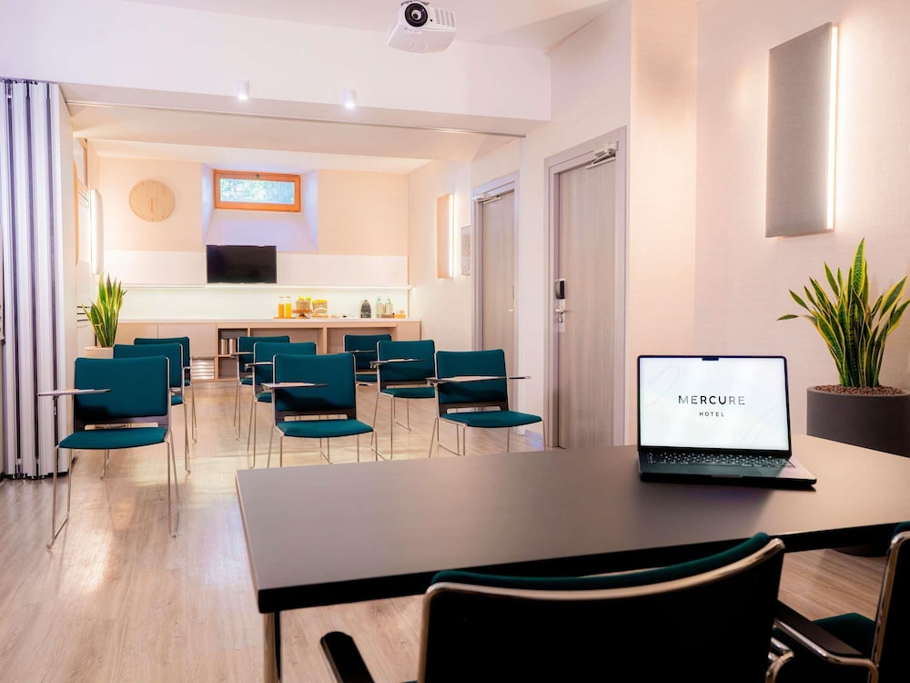 MERCURE FIRENZE CENTRO 64/73