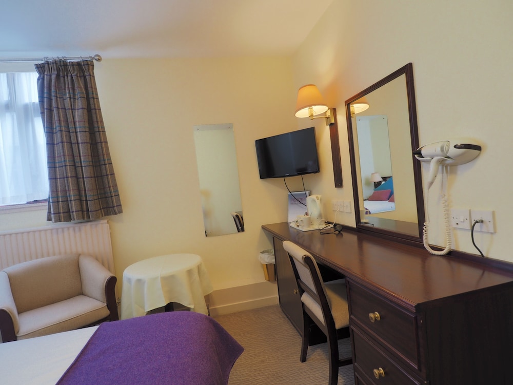 Caladh Inn 38/49