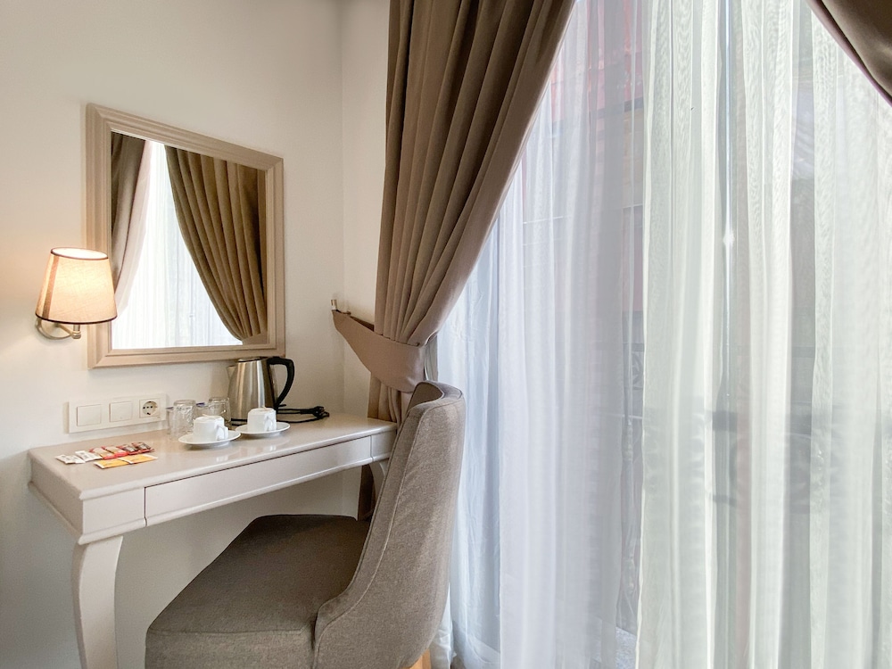Galata Grace Hotel 55/56