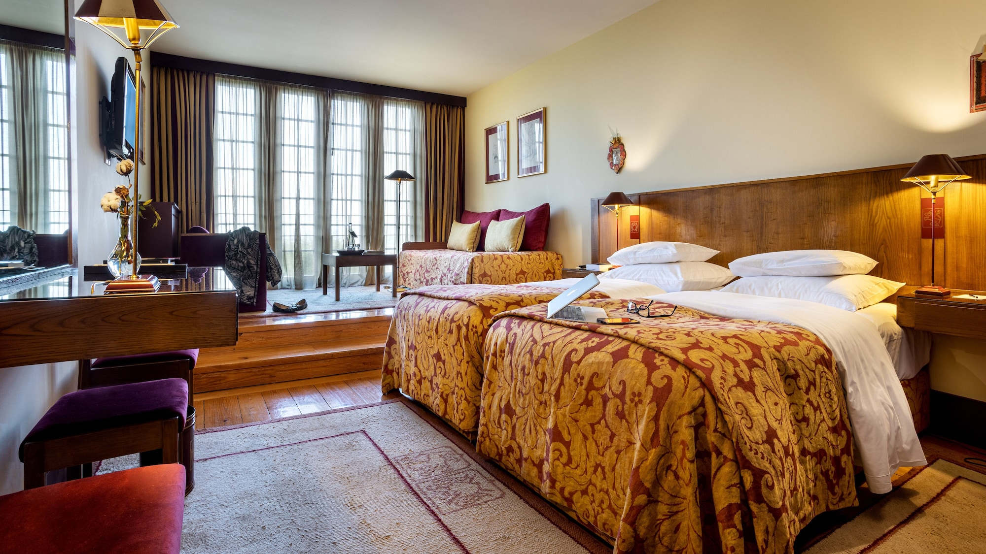 Superior, Deluxe, Double Bed