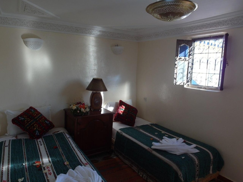 Riad Chennaoui 15/38