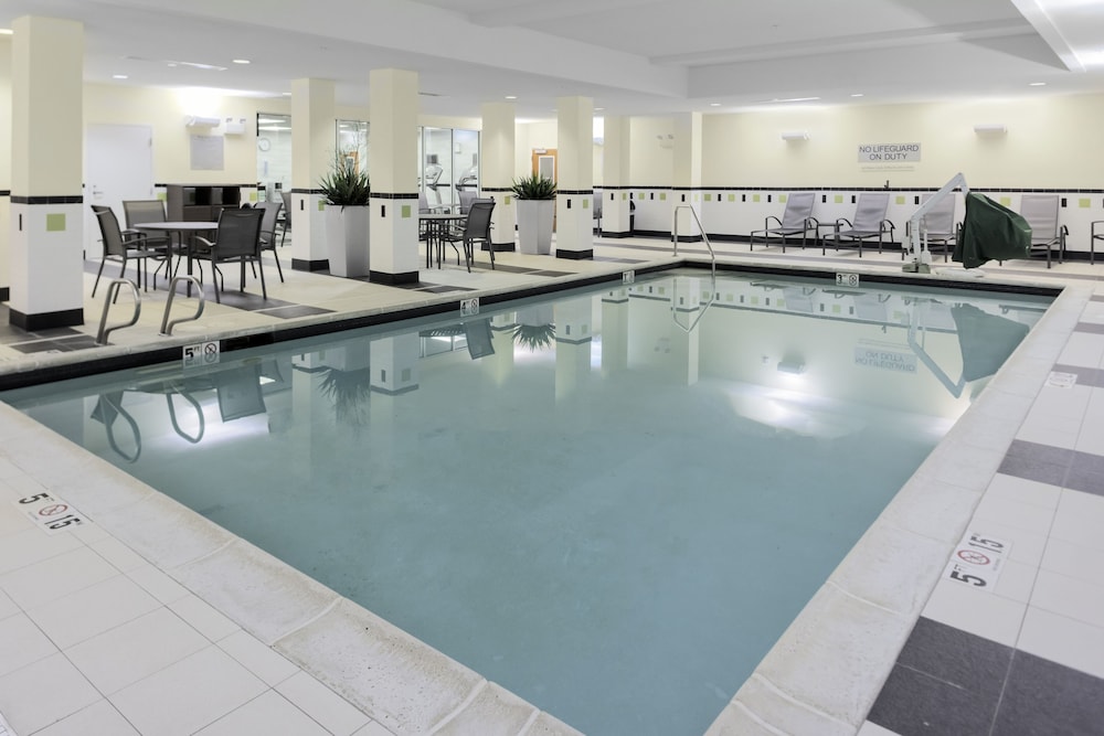 Fairfield Inn & Suites by Marriott Bartlesville 3/32