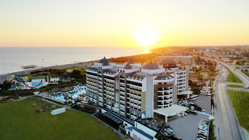 Alarcha Hotels and Resort in MANAVGAT