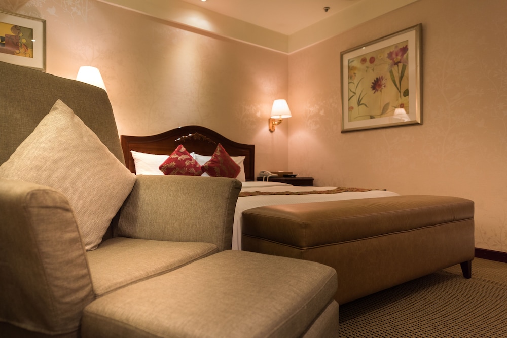 New City Hotel 33/41