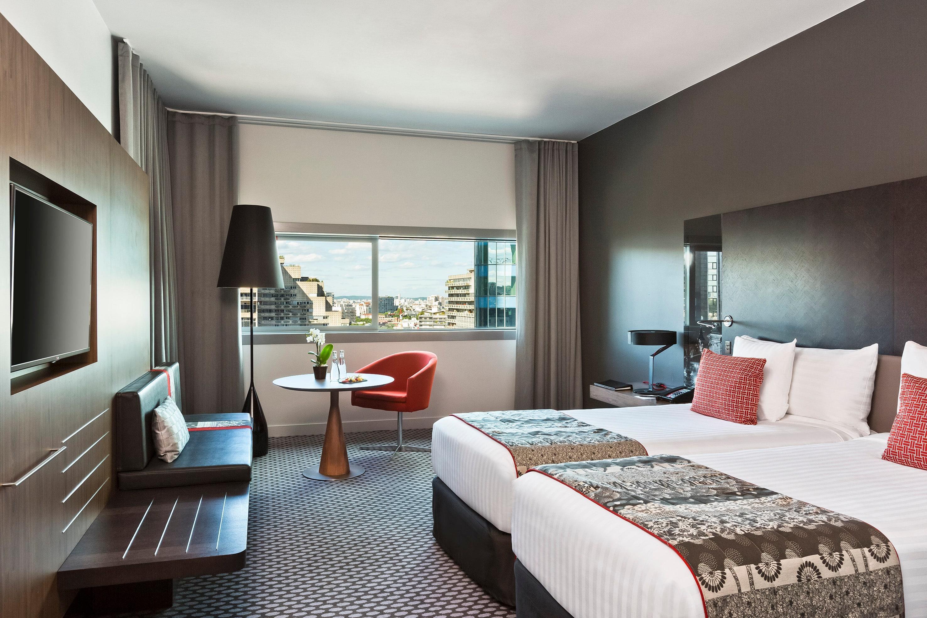 Melia, Single, Twin Beds