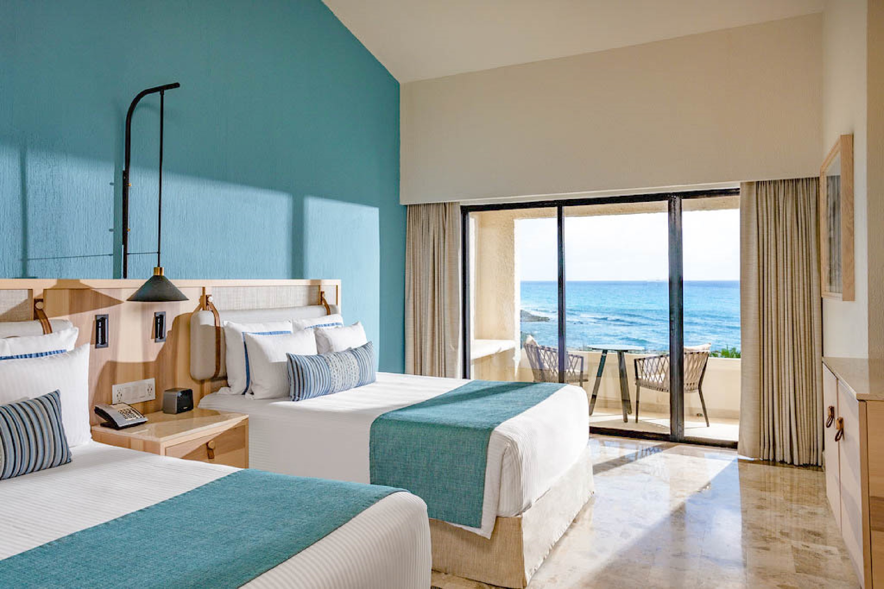 Suite, Ocean Front