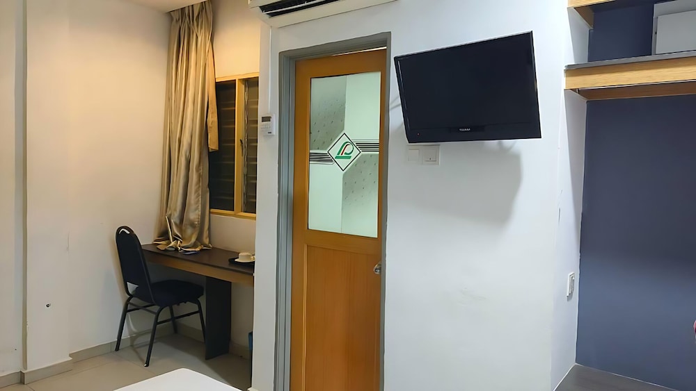 Leo Express Hotel 36/43