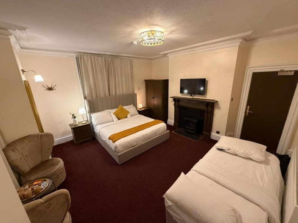 OYO Milverton Hotel 11/29