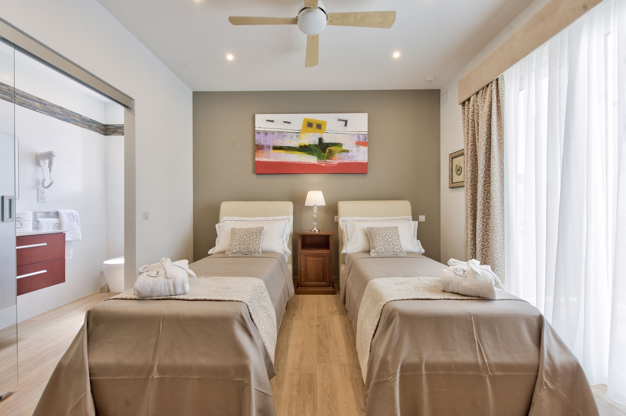 1 BEDROOM, COMFORT, SUITE, ACCESSIBLE