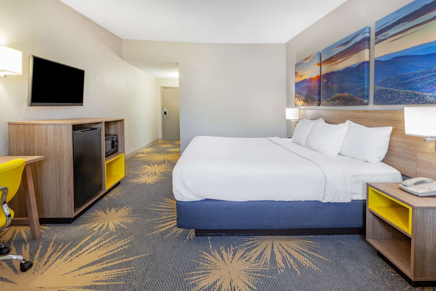 Days Inn By Wyndham Roanoke Near I-81 10/47