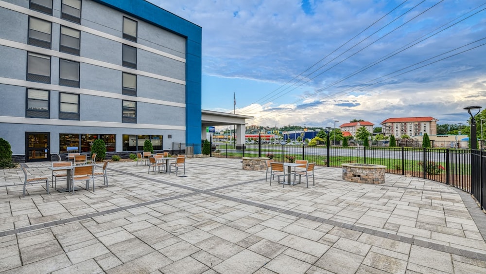 Holiday Inn Express Hotel and Suites Pigeon Forge/Near Dollywood 13/55
