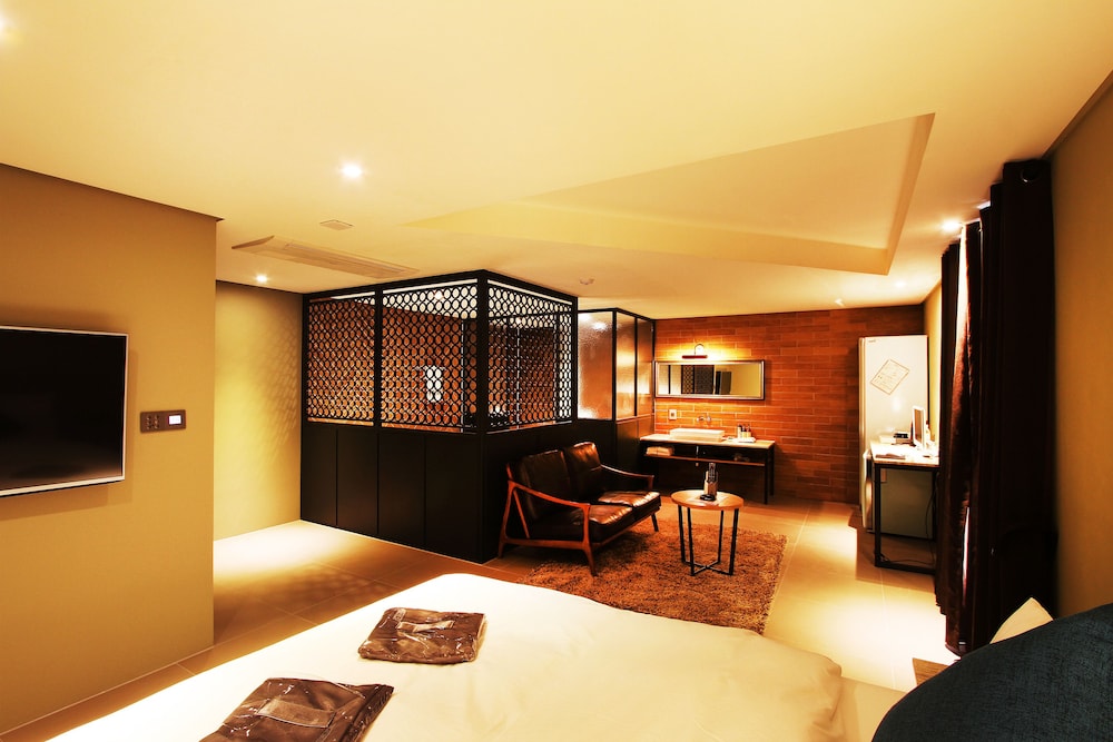 SR Design Hotel 42/60