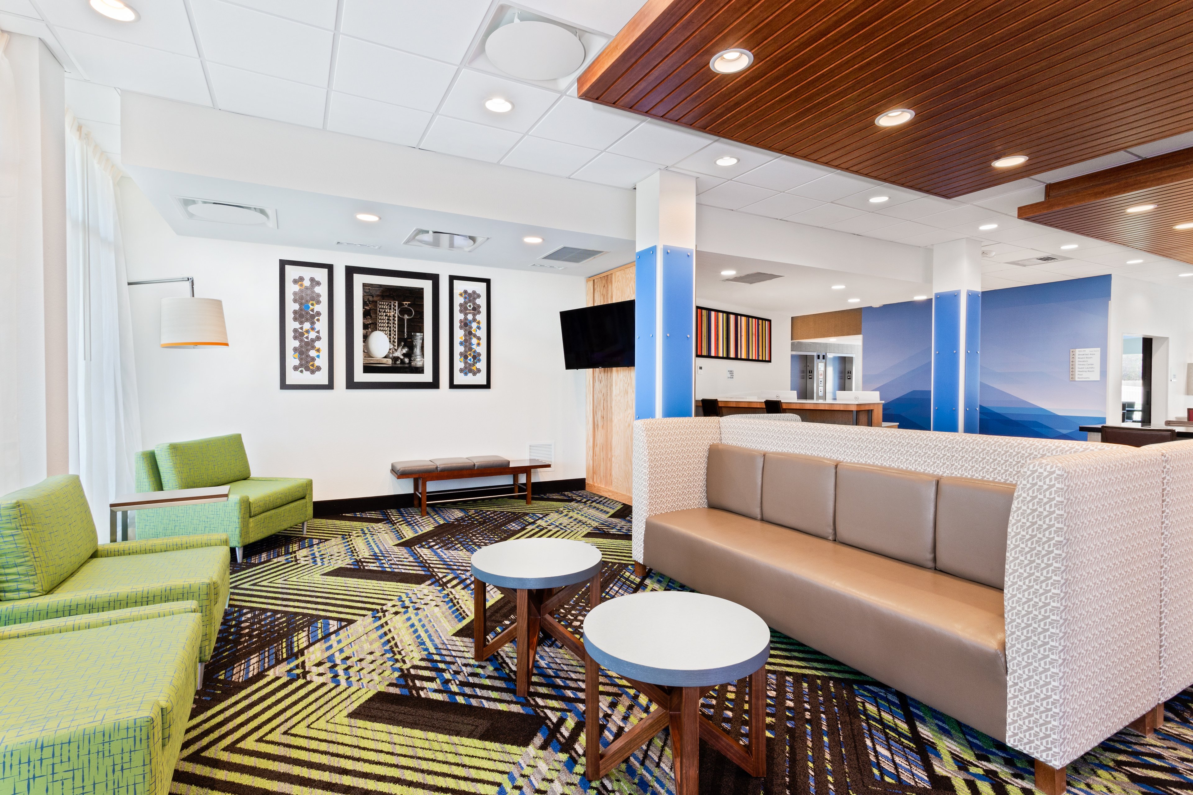 Holiday Inn Express Suites Niceville Eglin Area 29/50