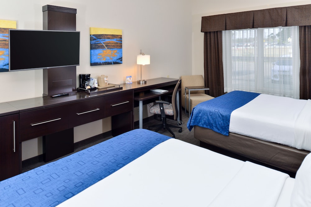 Holiday Inn Express Hotel & Suites St. Louis West-O Fallon 28/71