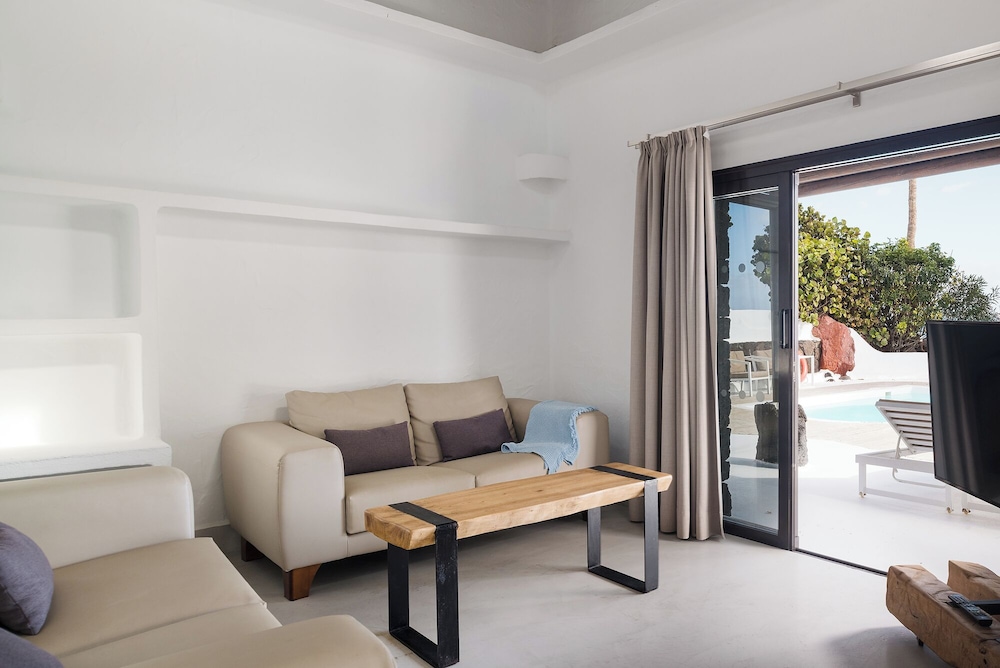 Villas Heredad Kamezi 50/74