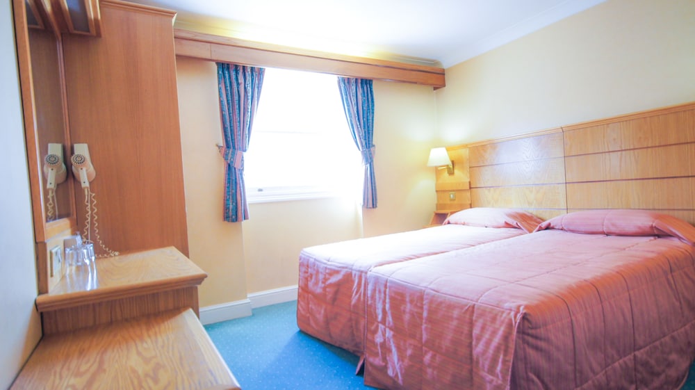Nayland Hotel 26/66