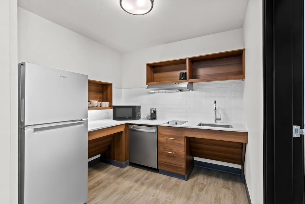 Everhome Suites Chandler Phoenix Fashion Center 18/50