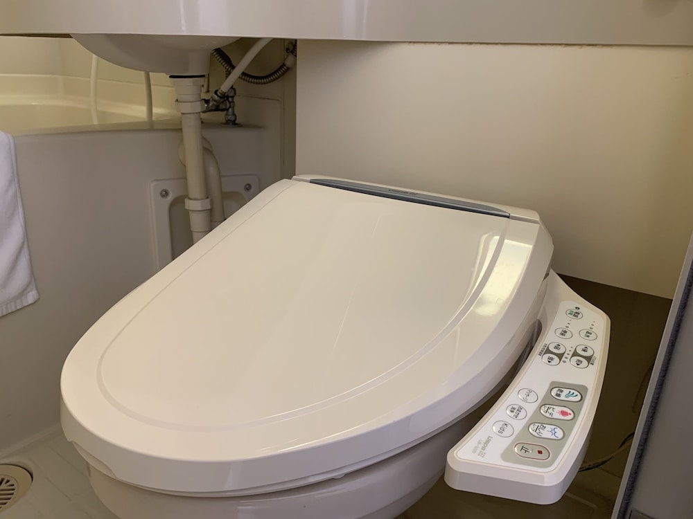 Toyoko Inn Kagoshima Temmonkan No.1(formerly Toyoko Inn Kagoshima Tenmonkan No.1) 54/63