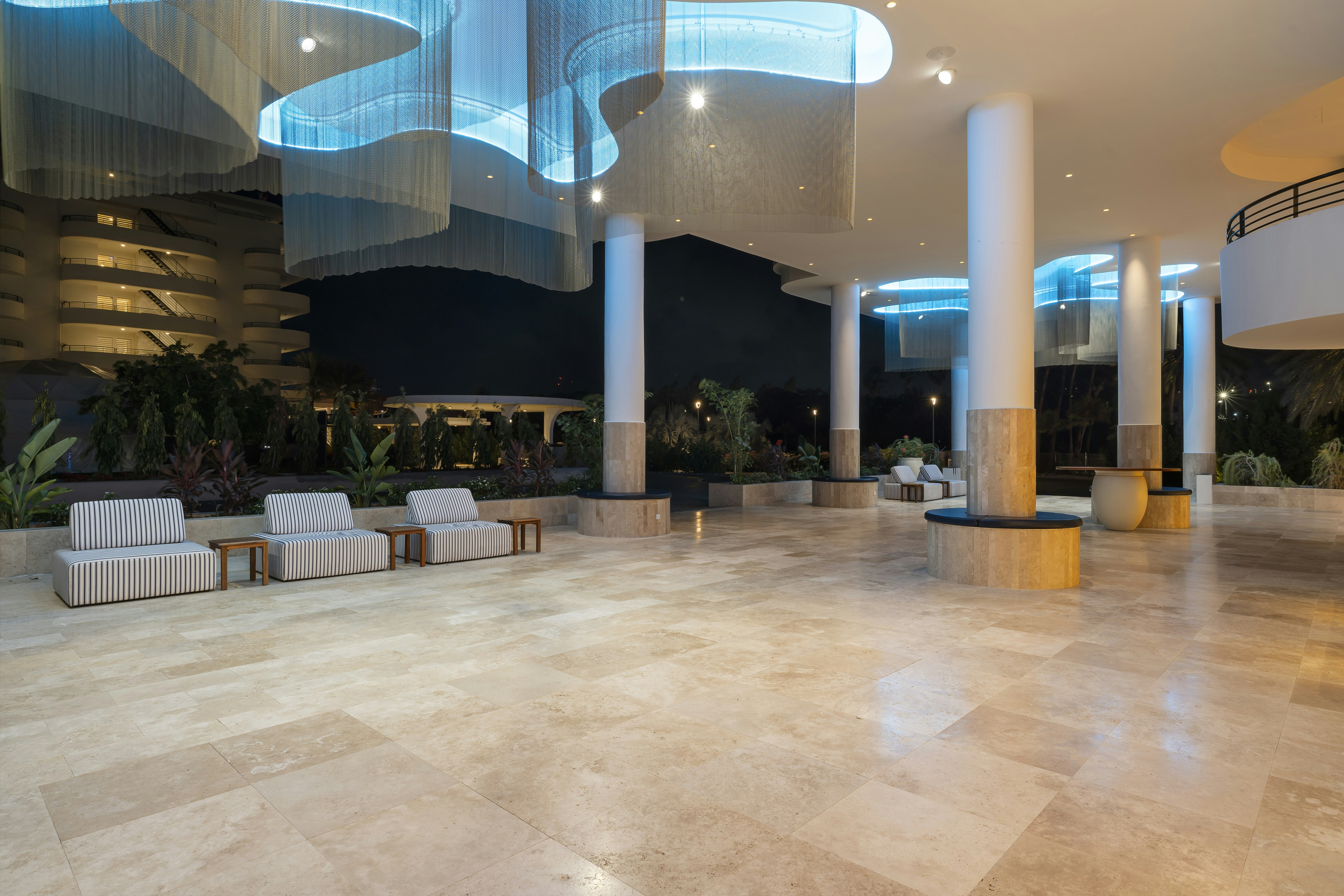 The Rif at Mangrove Beach Corendon Curacao All-Inclusive, Curio by Hilton 45/76