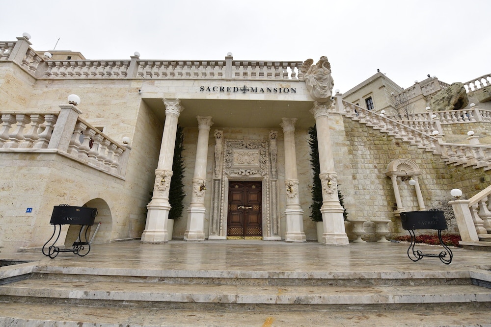 Sacred Mansion 6/58
