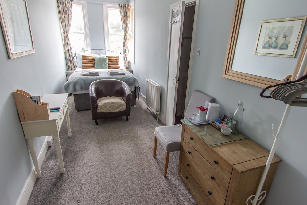 Harbour Heights Guest House 23/41
