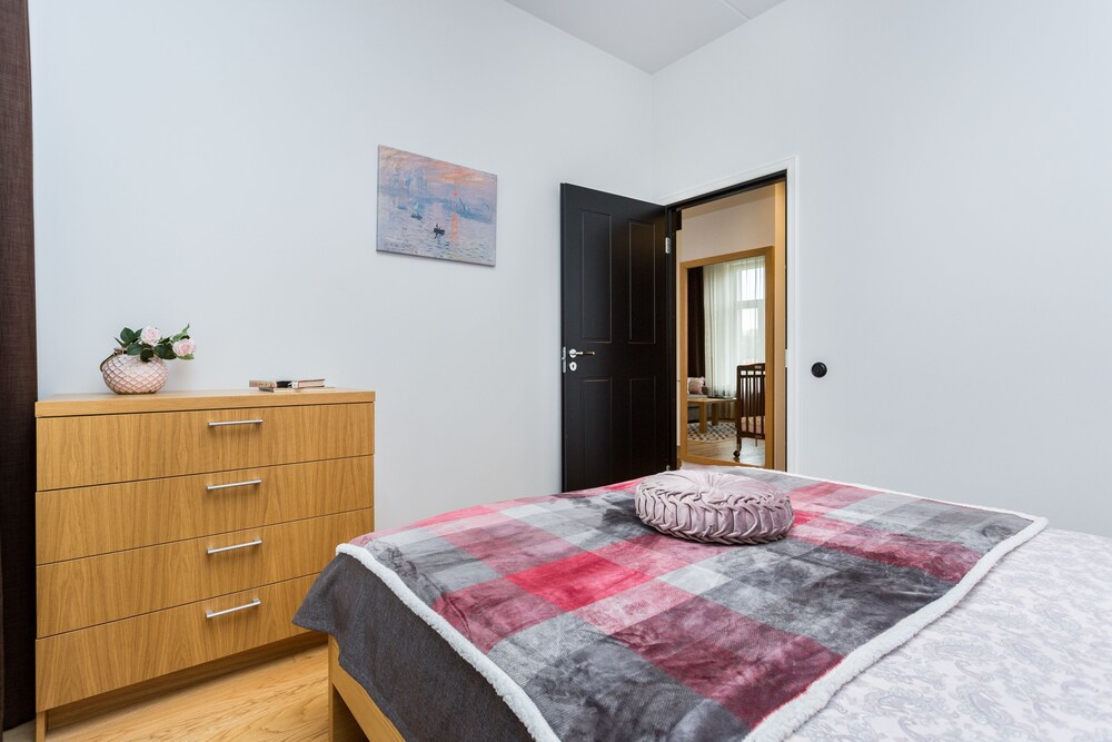 Angleterre Apartments 17/50