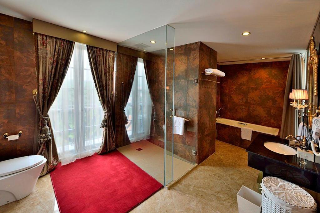 Suite, Double Bed