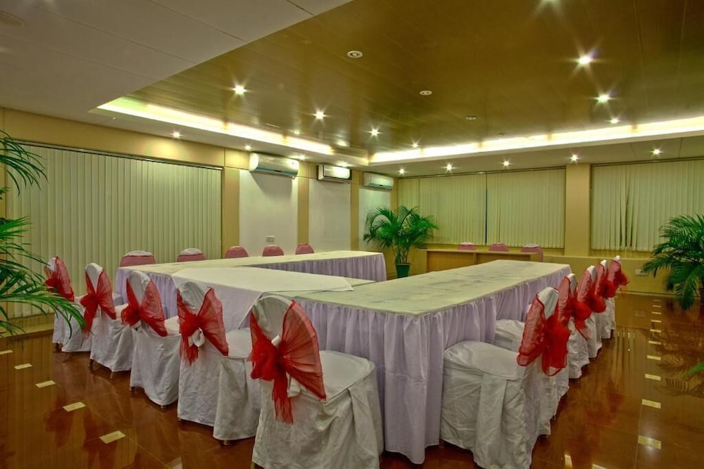 West Park Inn 9/21