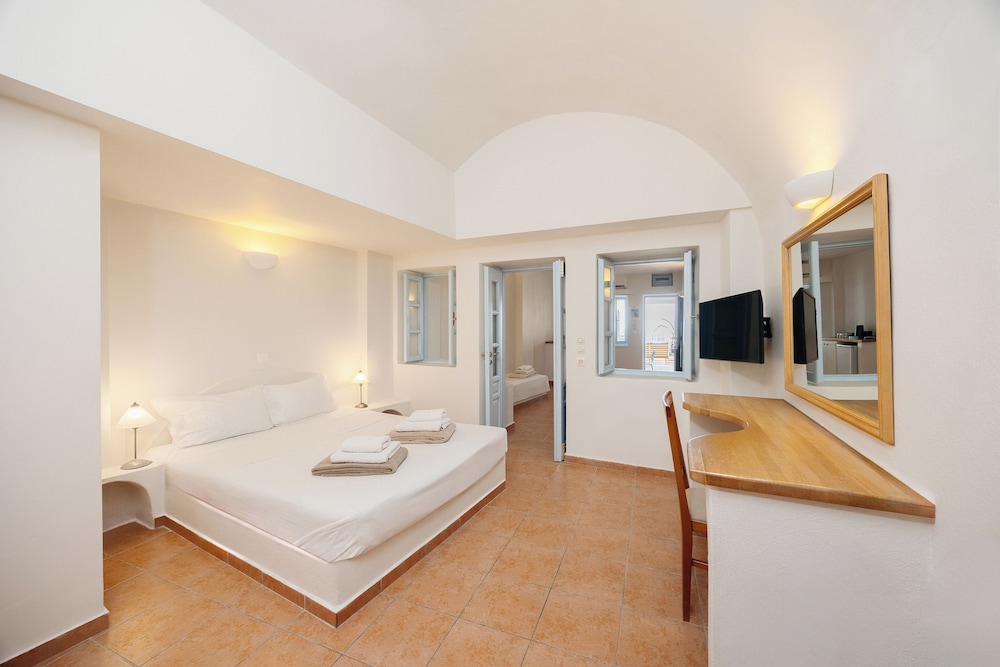 Kastro Suites 24/78