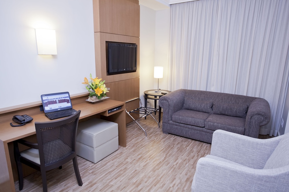 The World Hotels 28/50
