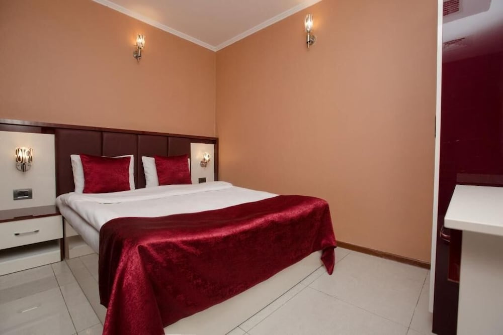 Clover Hotel Baku 7/50